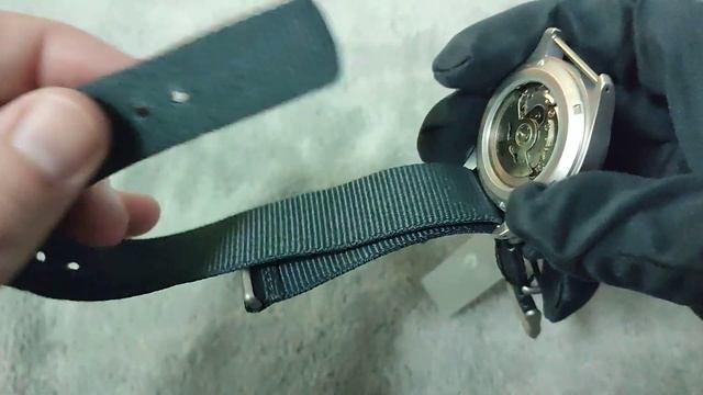 Seiko 5 Sports SRPG31K1 смотреть онлайн