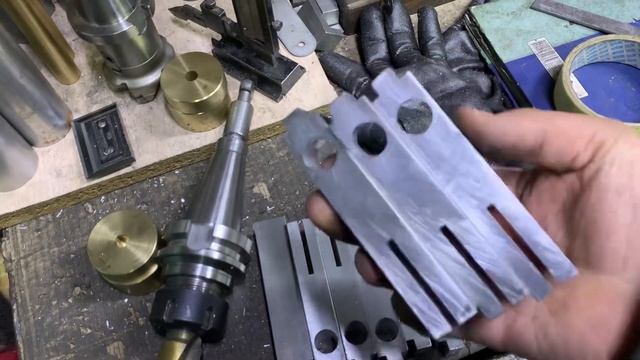 Шароточка , цікава пристособа для токарного станка смотреть онлайн