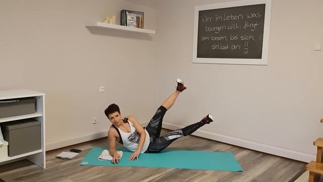 1 Stunde - Ganzkörpertraining смотреть онлайн