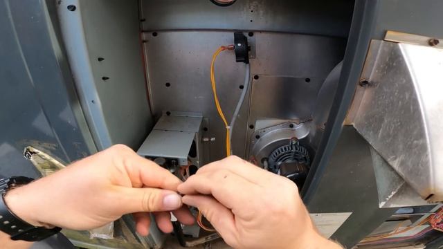 Goodman Unit NOT Heating | HVAC Troubleshooting смотреть онлайн