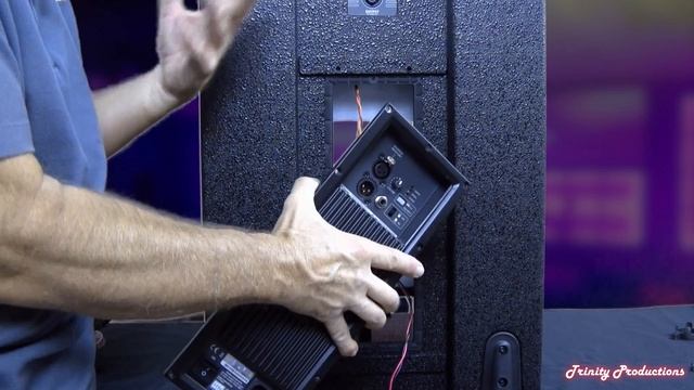 RCF EVOX 12 complete review - Authorized Dealers смотреть онлайн