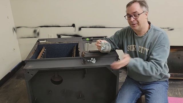 How to Install Casters on a Chambers Model C Vintage Stove смотреть онлайн