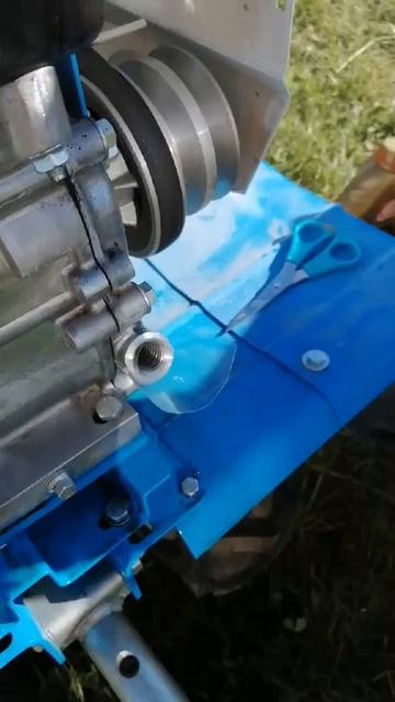 мотоблок нева, как залить масло в двигатель смотреть онлайн