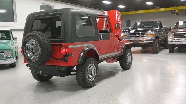 1985 Jeep CJ-7 Laredo 4x4 Running Walk Around смотреть онлайн