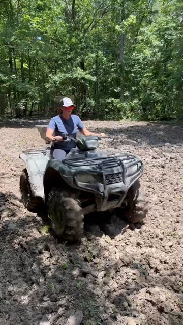“Workin” in the Woods | Planting Rice | Into The Woods with Rusty Creasey смотреть онлайн