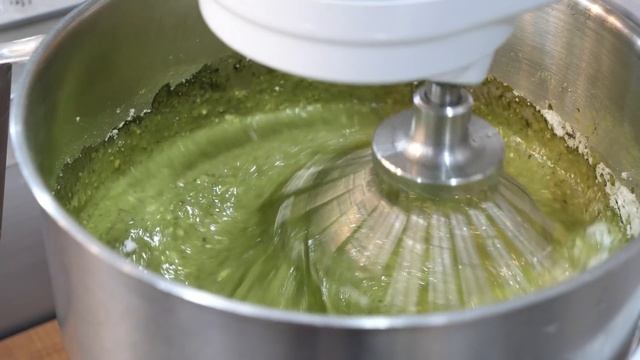 Amazing Size! How To Make Giant Castella With Green Tea - Korean Street Food