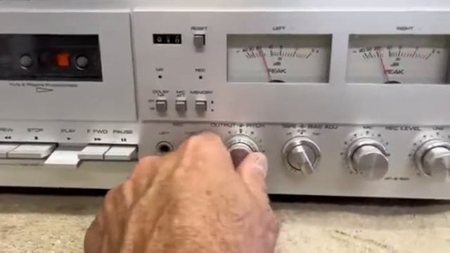 Yamaha TC-1000 Cassette Deck смотреть онлайн