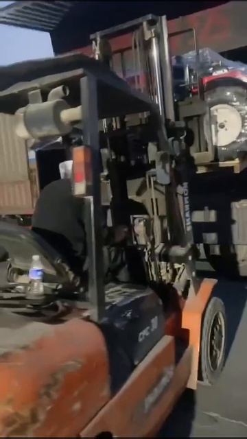 The small four-wheel tractor costs US$1,500 each and is loaded and shipped. смотреть онлайн