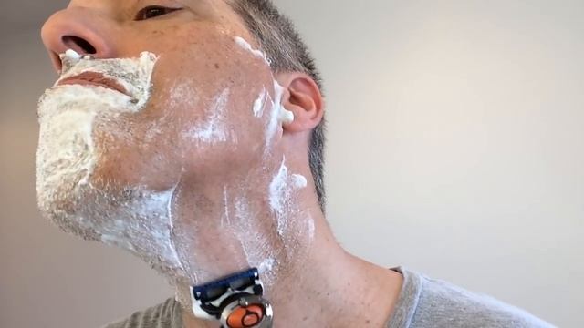 Review: Gillette Fusion Proglide Razor with Flexball смотреть онлайн