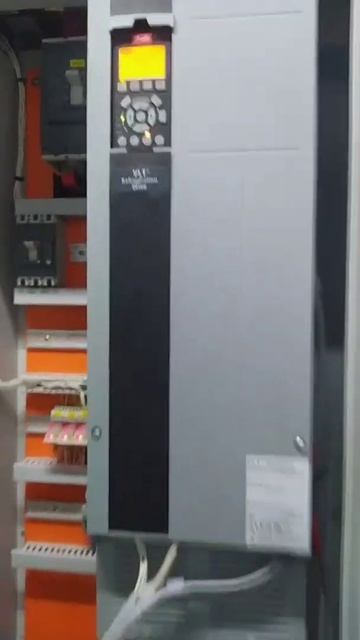 Danfoss VLT Refrigeration Drive 132kW for Screw Compressor R717 смотреть онлайн