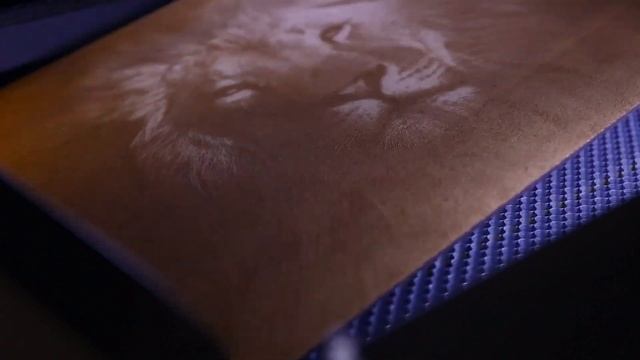 Czym wycinać sklejkę? Ploter laserowy Flux - czy warto? смотреть онлайн