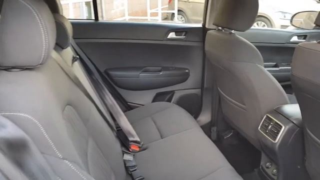 181D30757 - 2018 Kia Sportage LX 5DR смотреть онлайн