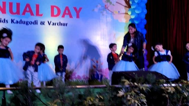 Zoobi doobi | Annual day 2022-23 | Nivaan's first stage performance| Euro kids смотреть онлайн