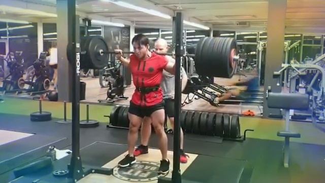 Squats training 166 KG | Never Give Up смотреть онлайн