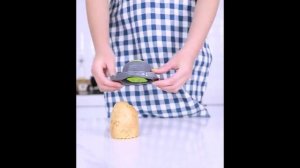 Овощерезка 22 в 1 с контейнером.
Поможет красиво и быстро приготовить овощи и другие продукты.