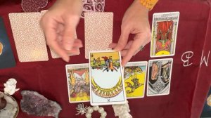 Расклад таро на март для Овнов #таро #таролог #тароонлайн #таропрогноз #анжелаперл #овентаропрогноз