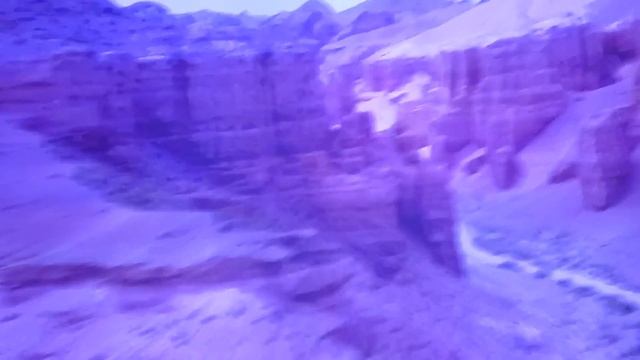 МОЁ КРАСНОЕ ПЛАТЬЕ.Обед на берегу.Говорящая ворона и чайки воровки.Незабываемый полет. смотреть онлайн