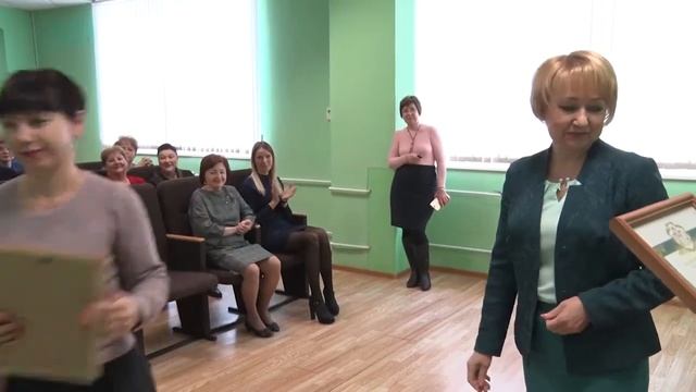 Пенсионному фонду 28 лет смотреть онлайн