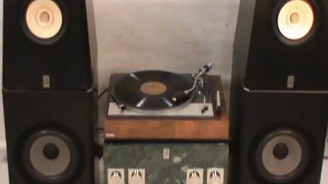 Lenco L75 at LOG HiFi-tubeamplifier Prolog, Apolog and speakers Epilog смотреть онлайн