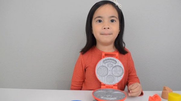 Play Doh Kitchen Creations Burger Barbeque Unboxing Fun with LJ