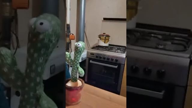 Подписчик подарил Людмилы Николаевне подарок 🎁 спасибо огромное моя любимая аудитория)❤️ #shorts смотреть онлайн