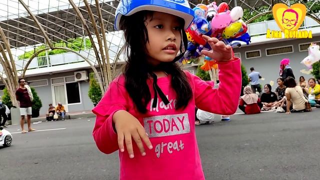 BELAJAR BERMAIN SEPATU RODA смотреть онлайн