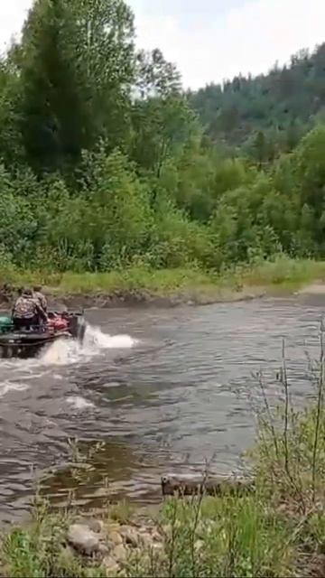 ЗЭТ-и плывёт и едет! Незаменим для охоты и рыбалки! #вездеход #болотоход #квадроцикл #охота #продажа смотреть онлайн