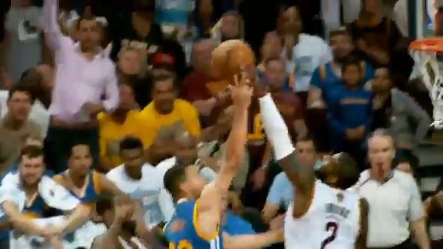 Kyrie Irving bloqueando Stephen Curry e levando a torcida dos CAVS ao delírio GAME4 #NBAFinals смотреть онлайн