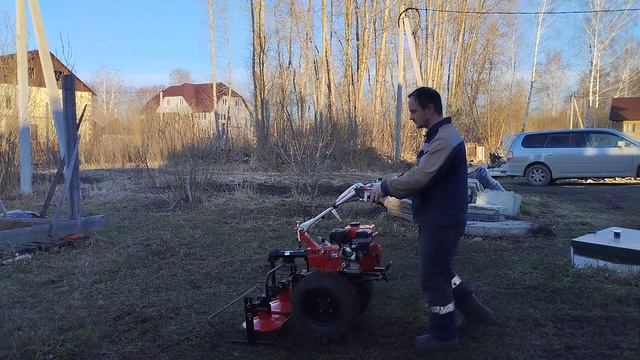 Первый запуск роторной косилки Brait под ВОМ смотреть онлайн
