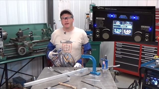 Real Garage: Fuel Cell Enclosure — No Junk in THIS Trunk (Season 2, Episode 1) смотреть онлайн