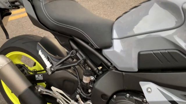 2016 Yamaha MT-10 ABS смотреть онлайн