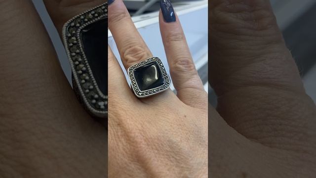 Оникс!Камень лидеров и вожаков!👑#оникс#камни#украшения#кольца#серебро смотреть онлайн