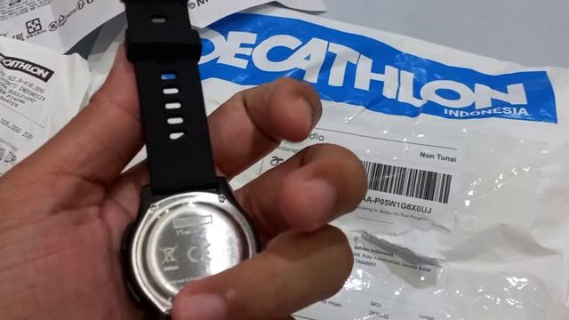 UNBOXING JAM TANGAN KALENJI ATW100 DARI DECATHLON | SPORTWATCH KALENJI PALING MURAH CUMA 100RIBU смотреть онлайн