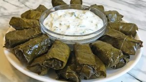 КАК ПРИГОТОВИТЬ НАСТОЯЩУЮ ВОСТОЧНУЮ ДОЛМУ?  ИЗ ВИНОГРАДНЫХ ЛИСТЬЕВ. ВКУСНО И БЫСТРО