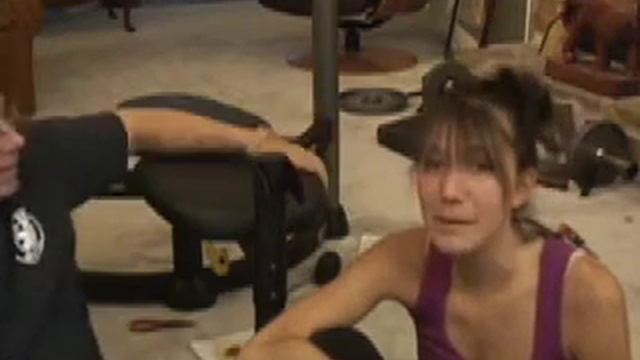 Assembling "The Gold's Gym" Weight Bench Set смотреть онлайн