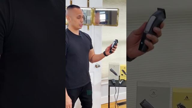 Reviewing clippers & trimmers in Walmart l Part 1 💈😎 смотреть онлайн