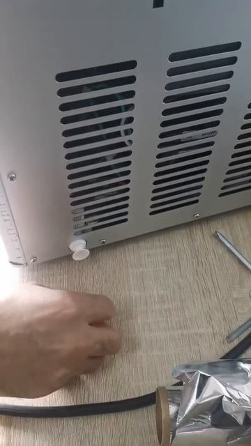 SYCEES Ice Maker --- Plug the plug this way when add water manually смотреть онлайн