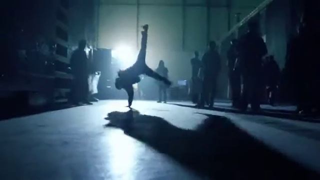 Casio G-SHOCK GX-56 | Tv Ad featuring DE KLAN смотреть онлайн