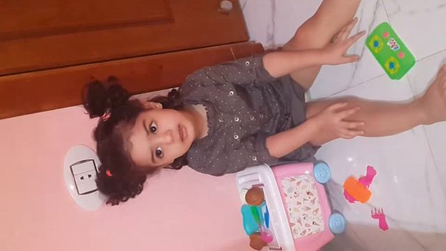 هايا تبيع اكل/Haya sell food смотреть онлайн