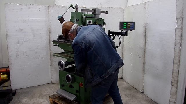 Our Toolroom Milling Machine Aciera F4 Demonstrated