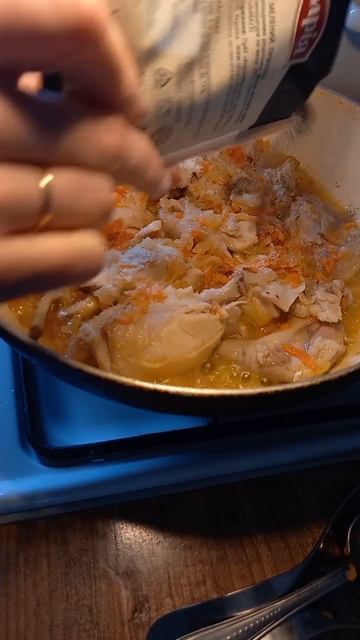 кролик у вині з сметаною #кухня #рецепт смотреть онлайн