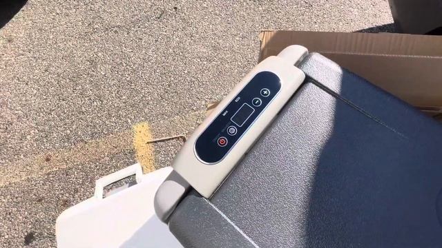 Upgrade From a 12v Cooler To A 12v Refrigerator In A Semi Truck смотреть онлайн