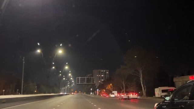 Тбилиси. Кахетинское шоссе. Торопимся в торговый центр “East Point”. Что нас там ждет? Времени мало смотреть онлайн