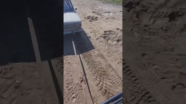 ЗЭТ- всегда придёт на помощь продолжение вчерашней истории, помогли ребятам, вытянули с ветерком. смотреть онлайн