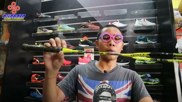 Review Spesifikasi Raket Yonex Duora 33 VS Duora 55 смотреть онлайн