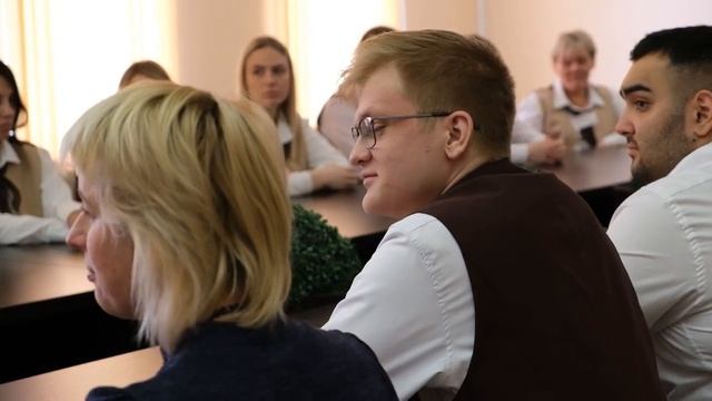 С РАБОЧИМ ВИЗИТОМ СОЛНЕЧНОГОРСКИЙ ОФИС МФЦ ПОСЕТИЛ ГЛАВА ОКРУГА КОНСТАНТИН МИХАЛЬКОВ смотреть онлайн