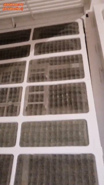 Paano linisin ang filter ng koppel super inverter window type aircon. #shorts смотреть онлайн