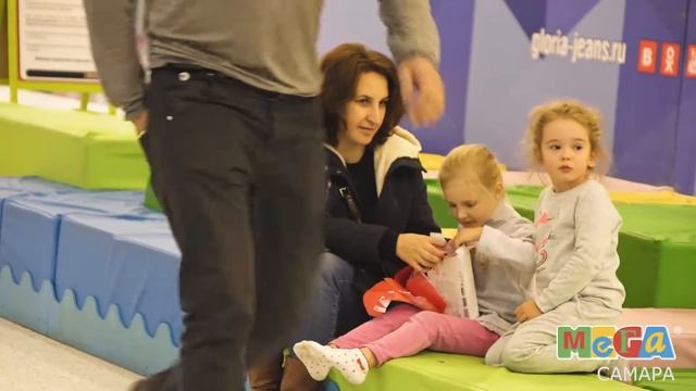 Час радости МЕГА смотреть онлайн