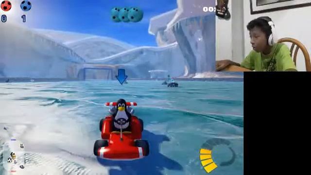 GAMEPLAY SUPER TUX KART смотреть онлайн