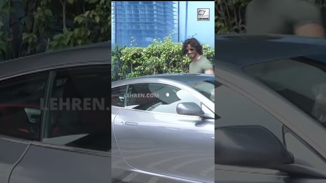 Wow 😮 Vidyut Jammwal Takes Female Fan On Date 😱 #trending #viral #shorts смотреть онлайн